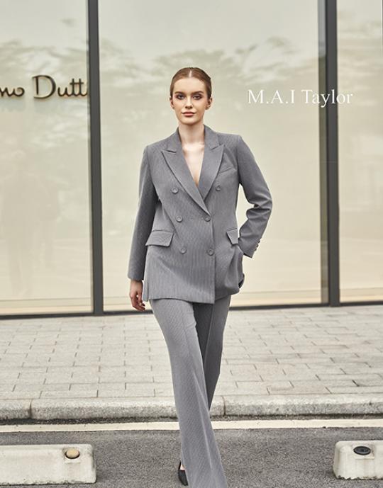 Set vest ghi kẻ – Thanh lịch và tinh tế