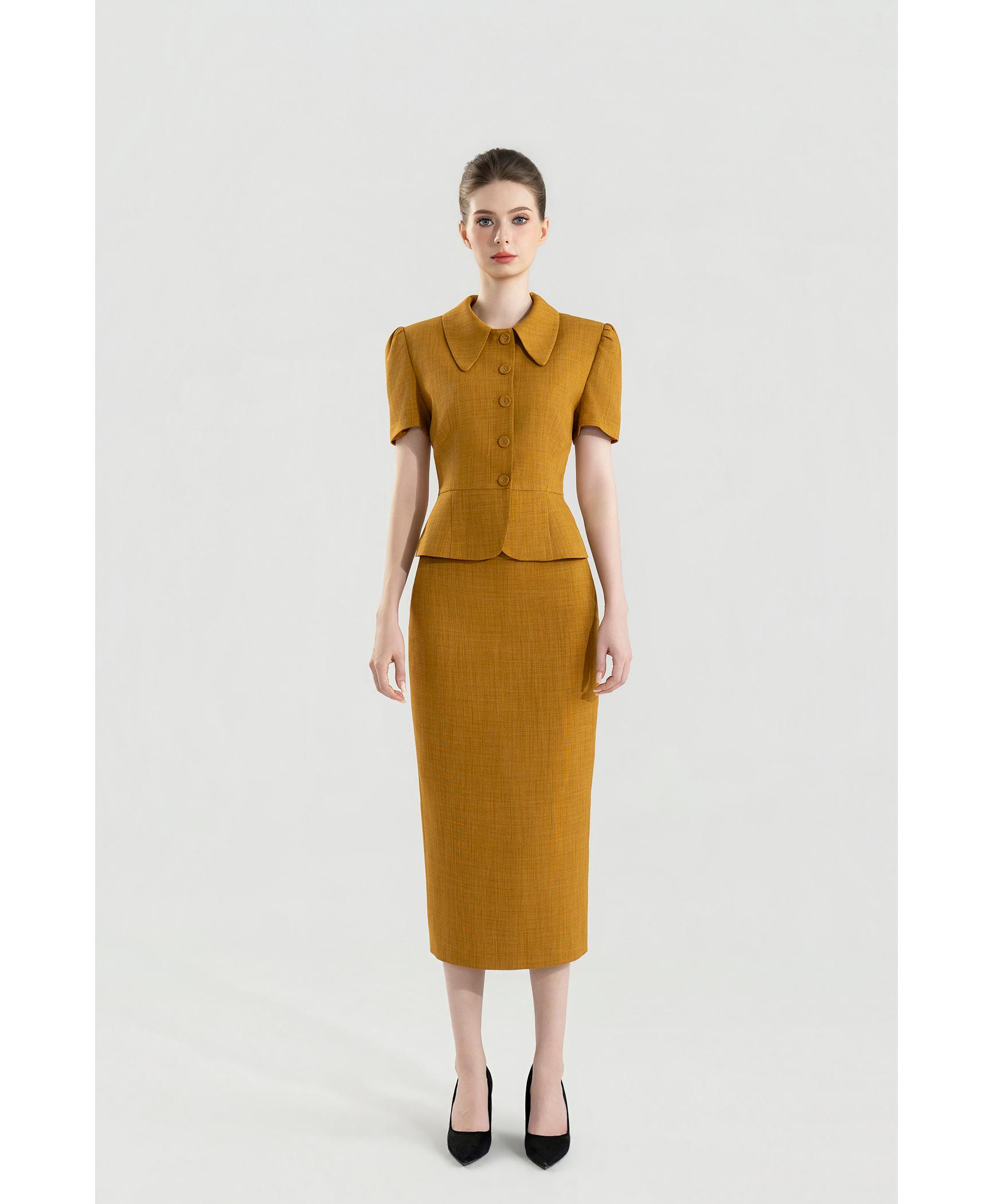 Bộ Suit Chân Váy Cổ Sen Màu Vàng Nâu