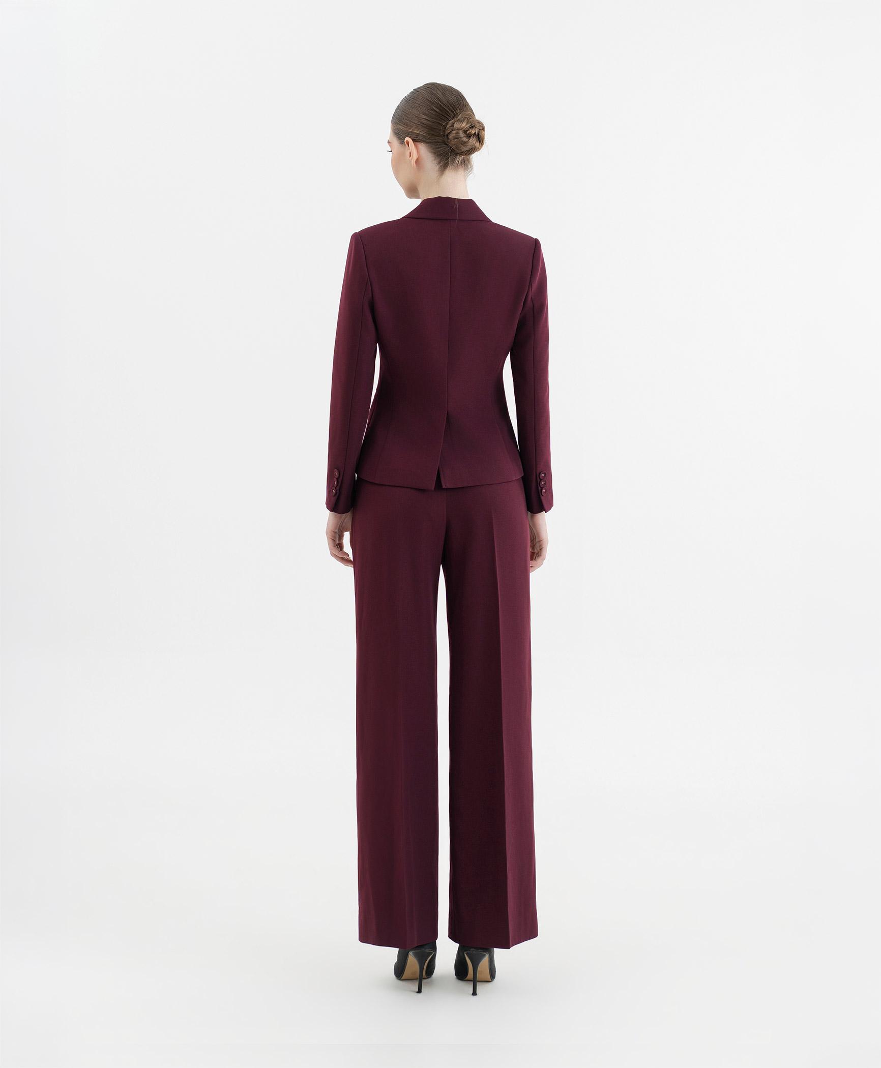 Áo blazer nữ màu đỏ burgundy