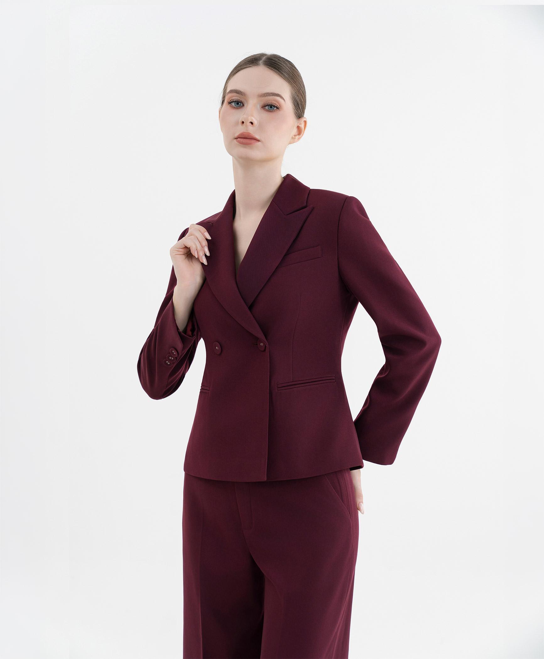 Áo blazer nữ màu đỏ burgundy
